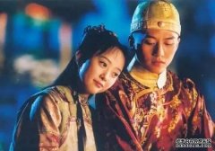 她出道得张国立力捧,和邓超青梅竹马,今低调嫁央视一哥美成仙女